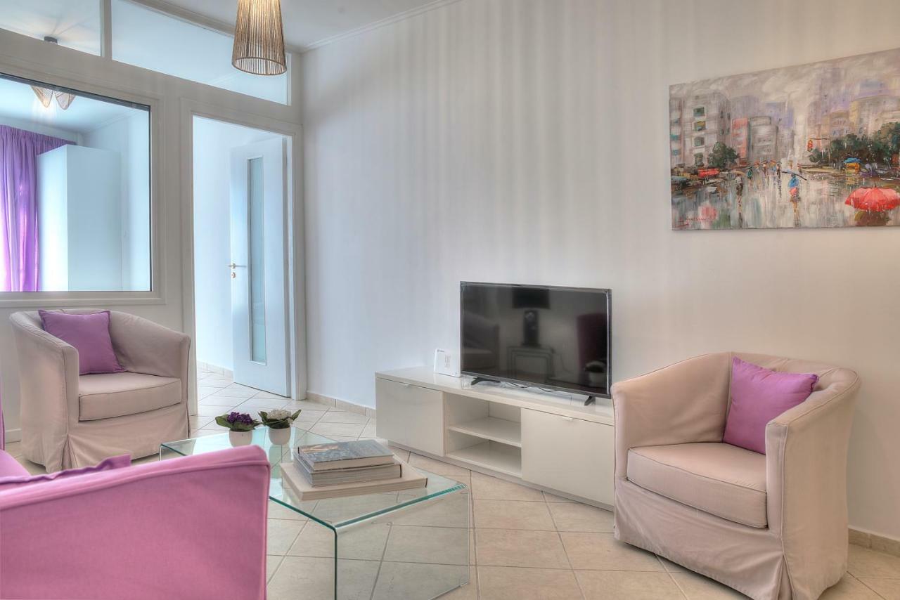 Downtown Glyfada Smart Apartment Atina Dış mekan fotoğraf
