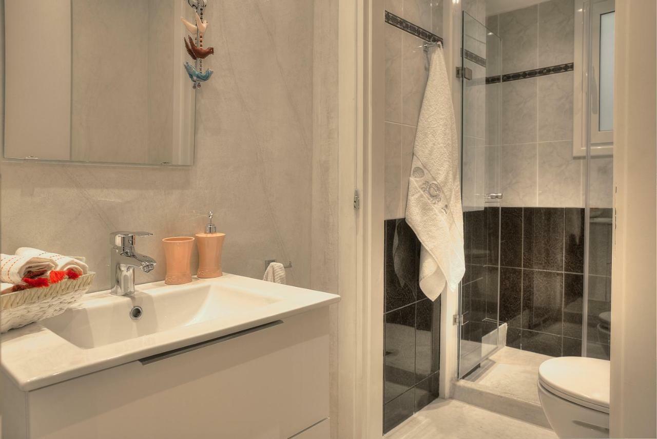 Downtown Glyfada Smart Apartment Atina Dış mekan fotoğraf