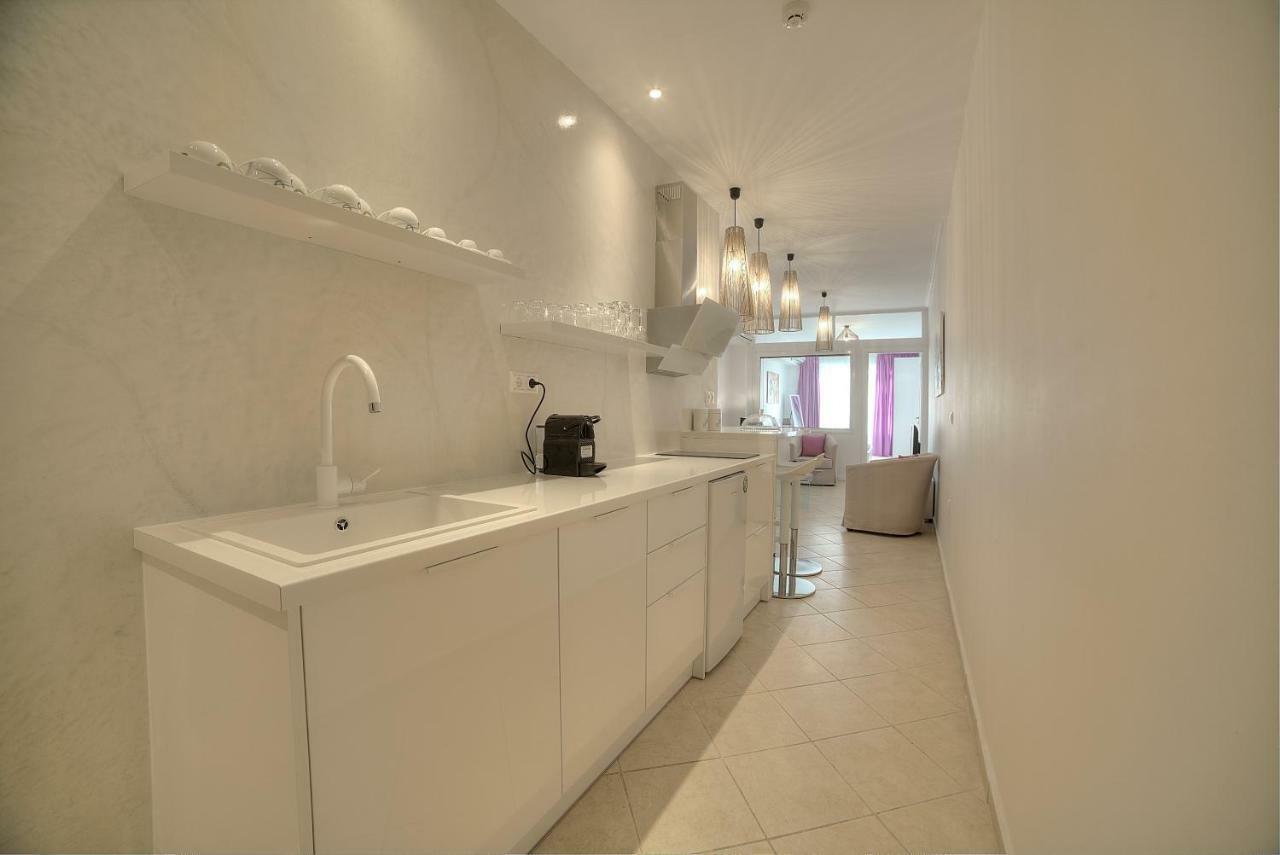 Downtown Glyfada Smart Apartment Atina Dış mekan fotoğraf